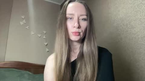 smilequeen_ online show from 10/03/25, 06:05