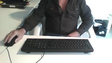 Snapshot of smilesnsmiles chatting on 02/03/25, 09:52 George online show from 02/03/25, 09:52