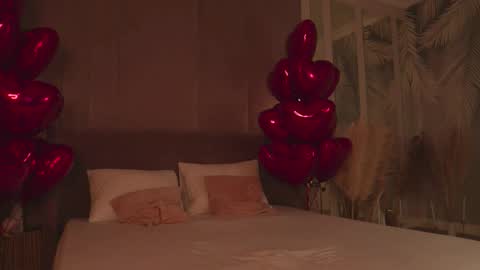 Mia online show from 02/09/26, 05:00