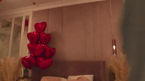 Mia online show from 02/22/26, 05:08