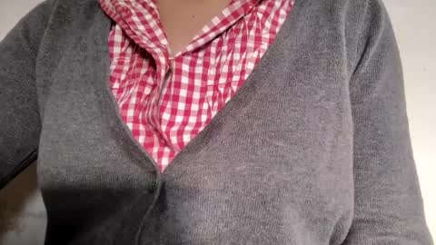 smili_doll online show from 11/26/25, 10:16