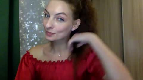 Snapshot of smiling_lexa chatting on 12/20/25, 08:38 smiling_lexa online show from 12/20/25, 08:38
