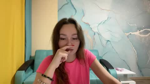 smiling_riddle online show from 03/07/25, 06:22