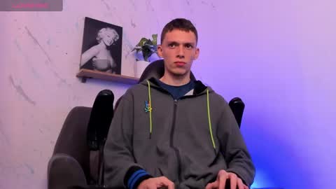 SMIT  online show from 02/11/25, 09:25