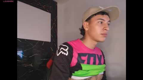 Snapshot of smith_grey chatting on 02/14/26, 05:53 smith grey online show from 02/14/26, 05:53