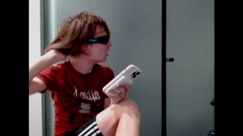 Snapshot of smoke_killer chatting on 06/22/26, 07:22 smoke killer online show from 06/22/26, 07:22