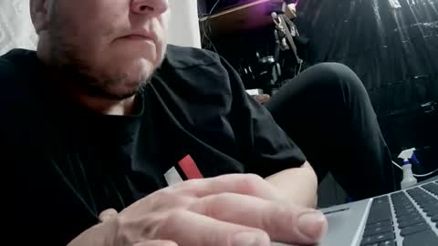 love bug online show from 01/07/26, 08:50