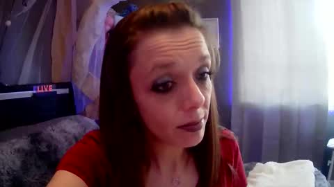 Snapshot of smokeingbitch420 chatting on 03/12/26, 04:35 love bug online show from 03/12/26, 04:35