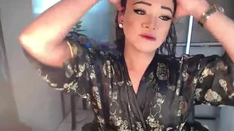 Amanda online show from 12/29/24, 09:09