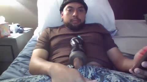 Snapshot of smokey573 chatting on 03/12/26, 01:56 memelucas online show from 03/12/26, 01:56