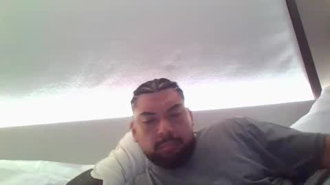 Snapshot of smokey573 chatting on 05/12/26, 04:42 memelucas online show from 05/12/26, 04:42