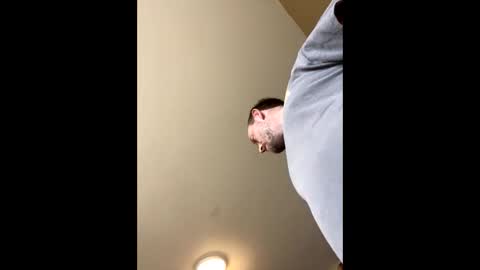 Snapshot of smokeymt420 chatting on 01/21/25, 05:20 smokeymt420 online show from 01/21/25, 05:20