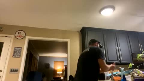 Snapshot of smokeymt420 chatting on 02/14/25, 05:19 smokeymt420 online show from 02/14/25, 05:19