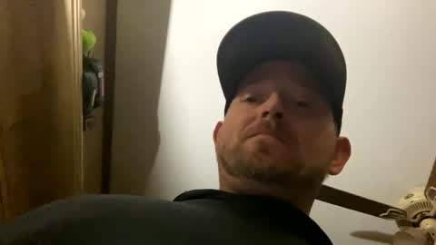 Snapshot of smokeymt420 chatting on 02/22/25, 01:44 smokeymt420 online show from 02/22/25, 01:44