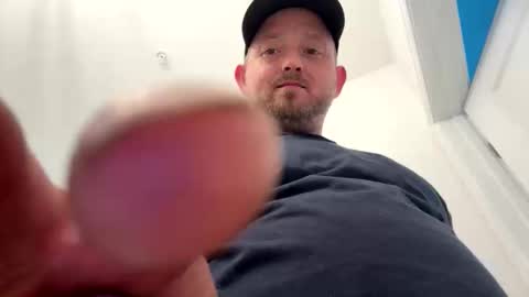 Snapshot of smokeymt420 chatting on 10/19/25, 09:26 smokeymt420 online show from 10/19/25, 09:26