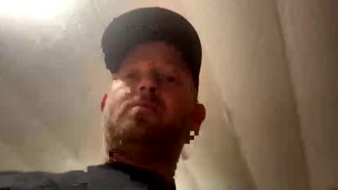 Snapshot of smokeymt420 chatting on 11/02/25, 05:43 smokeymt420 online show from 11/02/25, 05:43