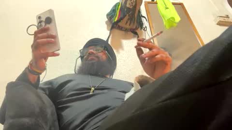 smokingorilla online show from 01/11/26, 03:39