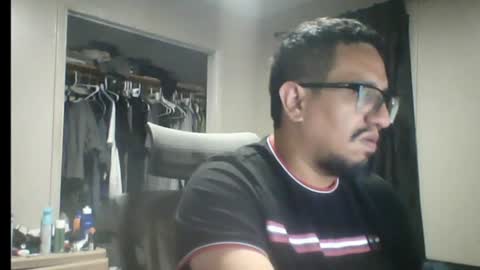Snapshot of smoky47gxxx chatting on 06/17/26, 01:52 smoky47 online show from 06/17/26, 01:52