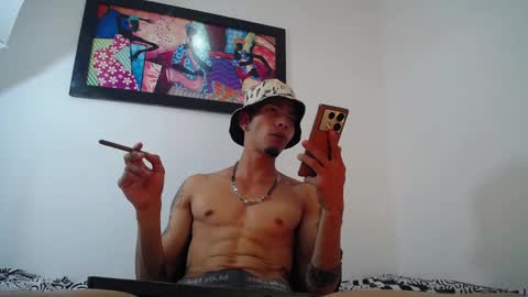 Daniel Aston online show from 09/11/25, 06:52