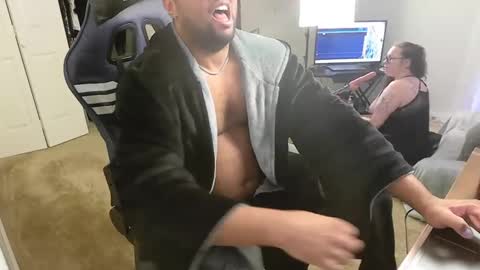 Smoothj2011 online show from 02/25/25, 09:42