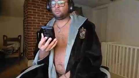 Smoothj2011 online show from 04/12/26, 08:08