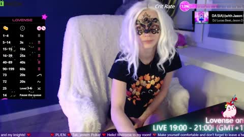 Strawberry Muffin online show from 12/23/24, 06:48