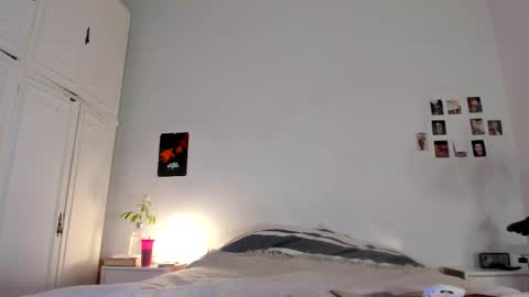   online show from 11/07/25, 01:38