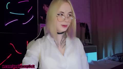 Reeginaaaaa online show from 11/13/25, 10:08