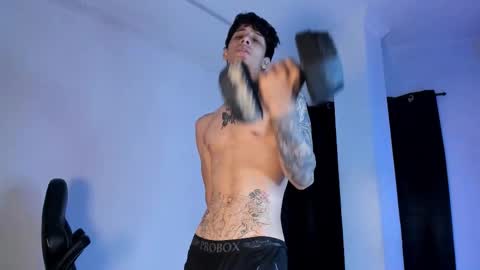 snakebutterfly online show from 02/04/26, 05:46