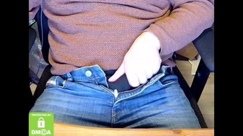 Sneakybill online show from 12/17/24, 10:32