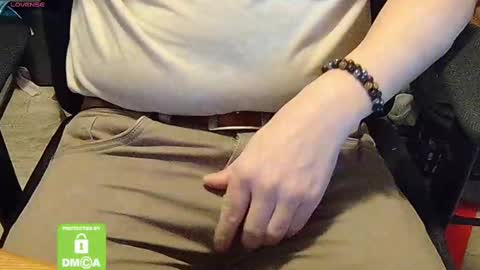 Sneakybill online show from 03/12/25, 07:13