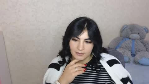 Olivia online show from 10/03/25, 03:20