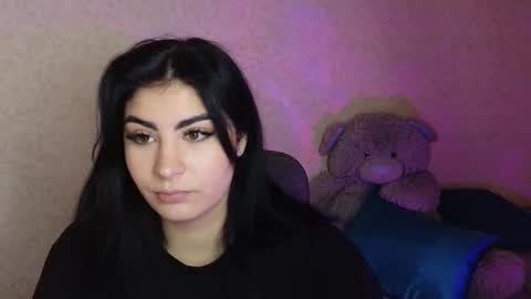 Olivia online show from 10/12/25, 02:16