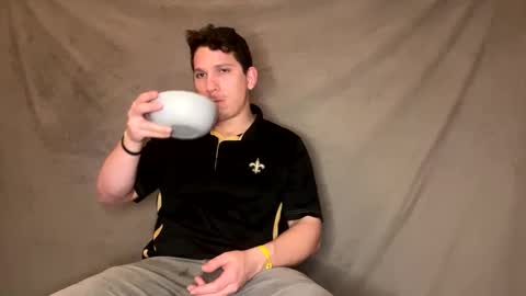 Snapshot of snoochiepoochies chatting on 02/10/25, 06:09 Will Rex online show from 02/10/25, 06:09