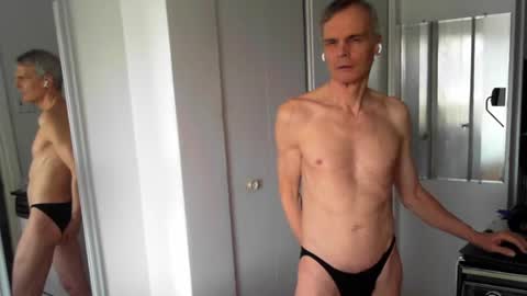 snoro111 online show from 04/21/26, 07:17