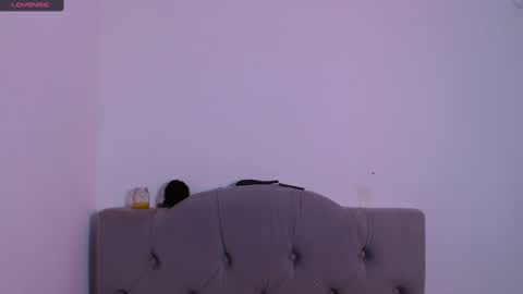 IG     OF red moonn online show from 01/24/25, 02:41