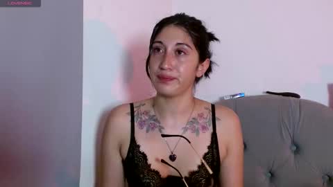 IG     OF red moonn online show from 11/21/25, 05:50