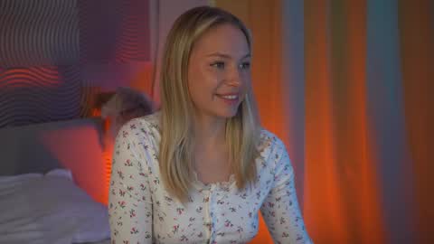 Candice Snow online show from 12/21/24, 10:17