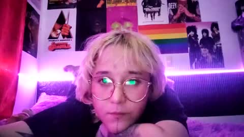      online show from 06/18/26, 04:46