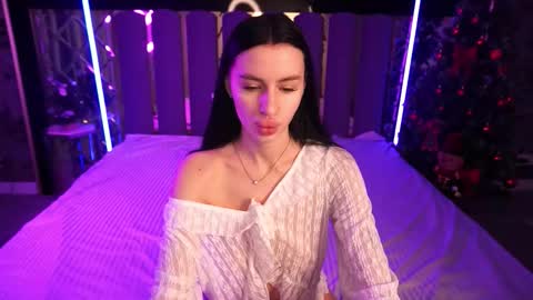 snow_whiteeex online show from 01/13/26, 06:40