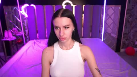 snow_whiteeex online show from 03/30/26, 05:41