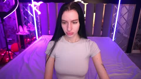 snow_whiteeex online show from 04/02/26, 05:38