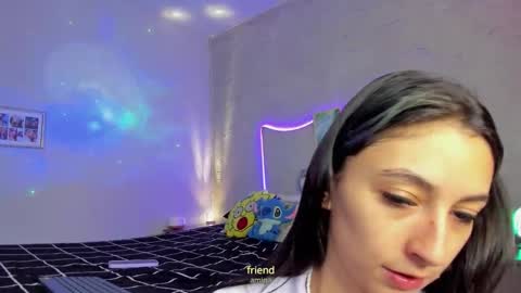 Snapshot of snowbabyxox chatting on 11/11/25, 08:53 snowbabyxox online show from 11/11/25, 08:53