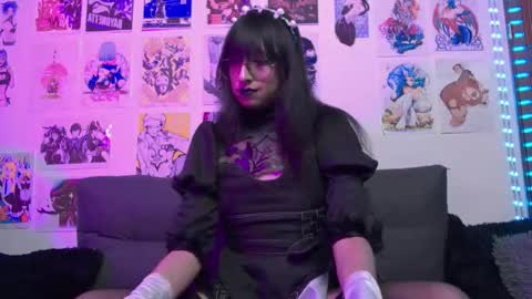 Snow and Bubble online show from 12/30/24, 05:13