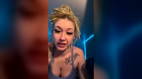 Snapshot of snowbunnyxo_ chatting on 07/08/26, 04:39 snowbunnyxo_ online show from 07/08/26, 04:39