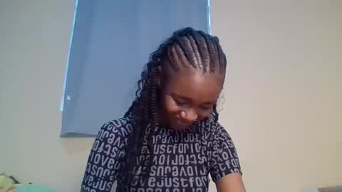 Snowie eyes online show from 11/13/25, 12:37