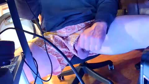 Snowmane0 online show from 10/20/25, 02:23