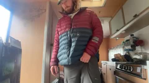 snowtrooper888 online show from 09/21/25, 11:50