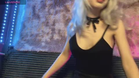 Snapshot of snowy_alice chatting on 04/10/26, 04:55 snowy_alice online show from 04/10/26, 04:55