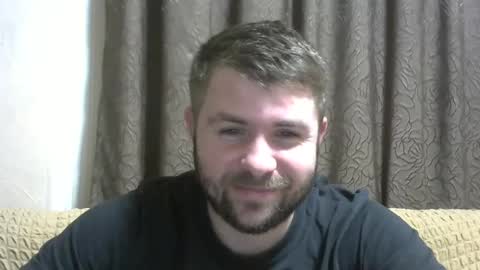 Snapshot of snowyqred chatting on 12/31/24, 02:25 Arthur online show from 12/31/24, 02:25